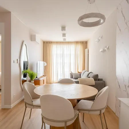 Pearl Deluxe Apartment *